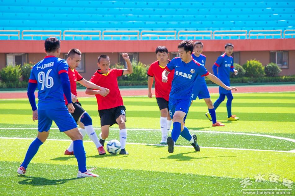 凶猛卡车大逃窜